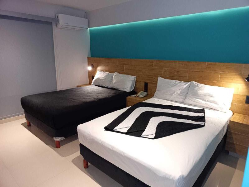 Hotel Kavia Mazatlán image