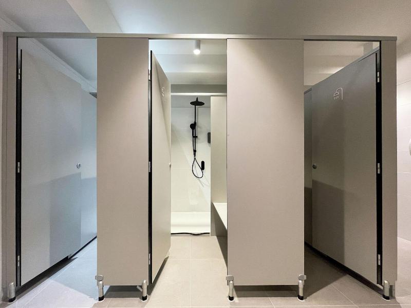 Airone Capsule Hotel image
