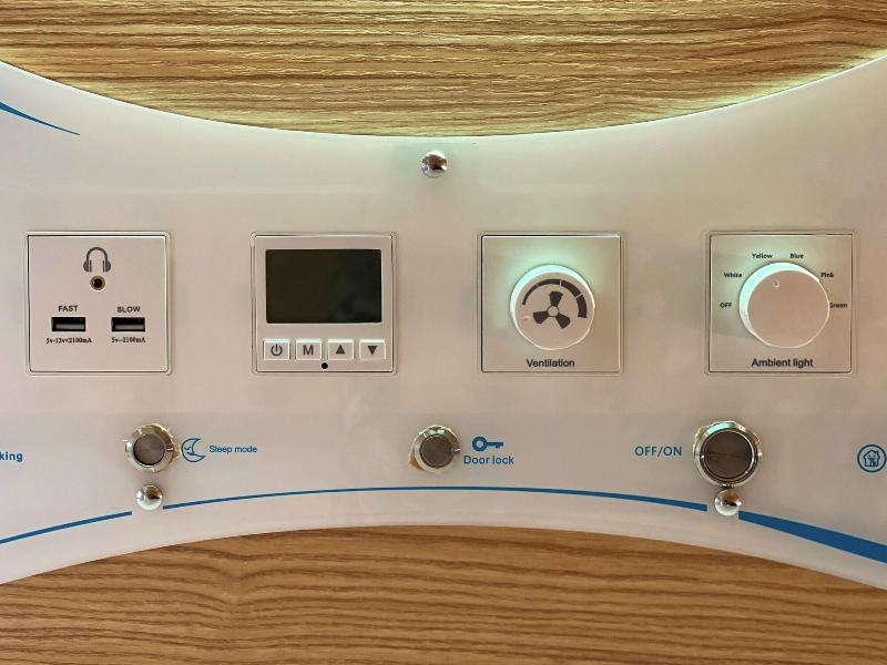 Airone Capsule Hotel image