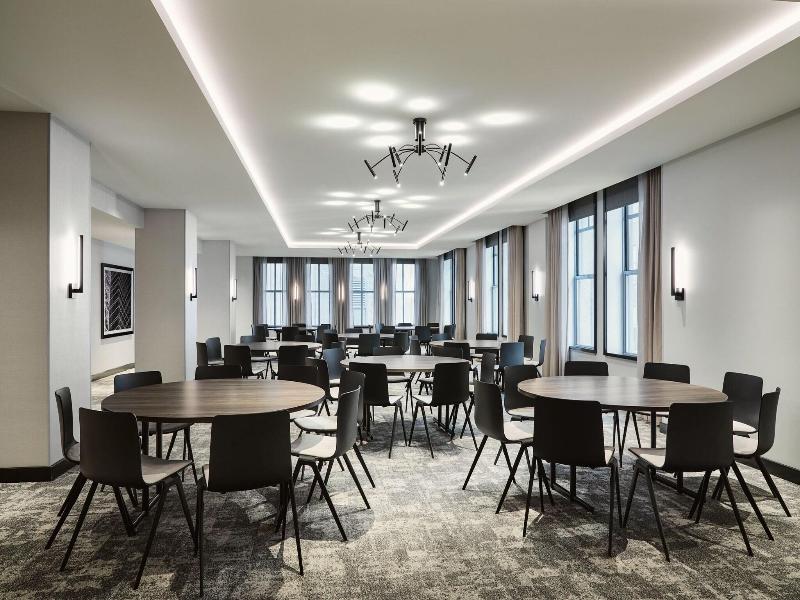 Ac Hotel By Marriott Kansas City Downtown