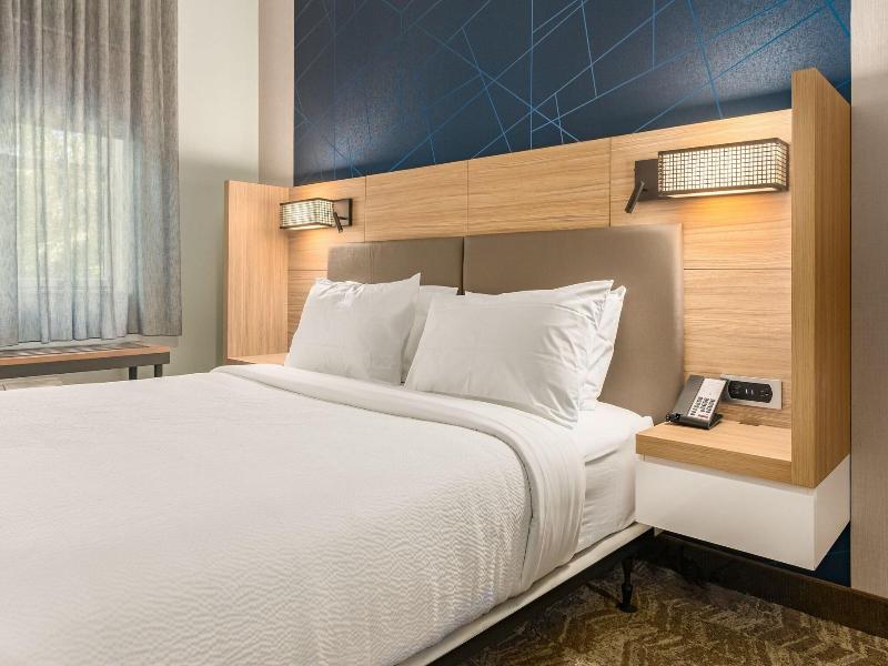 Springhill Suites By Marriott Freeport Brunswick image