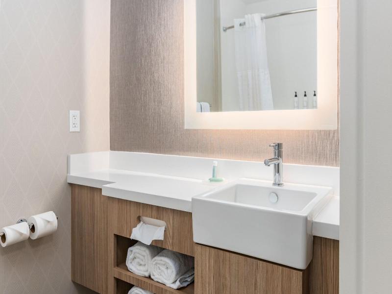 Springhill Suites By Marriott Freeport Brunswick image