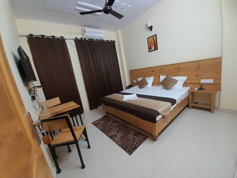 Hotel Krishna Rishikesh image