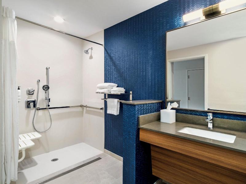 Fairfield Inn Suites Hanford image
