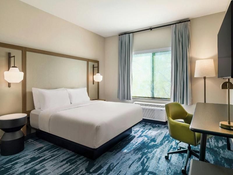 Fairfield Inn Suites Hanford image