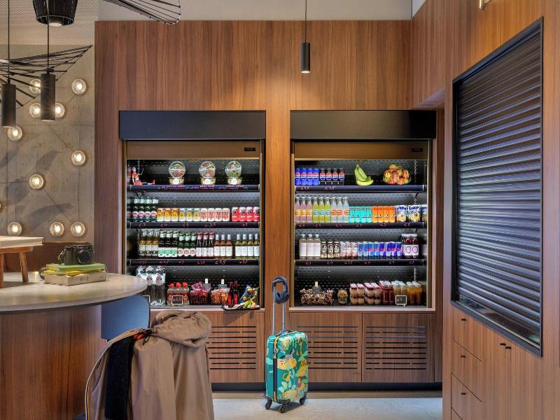 Moxy Antwerp image