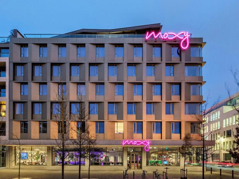 Moxy Antwerp image