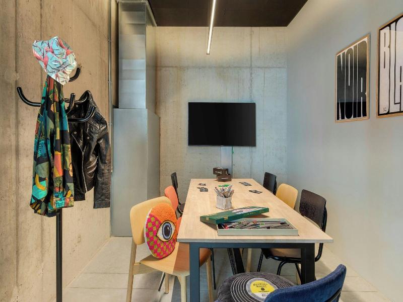 Moxy Antwerp image
