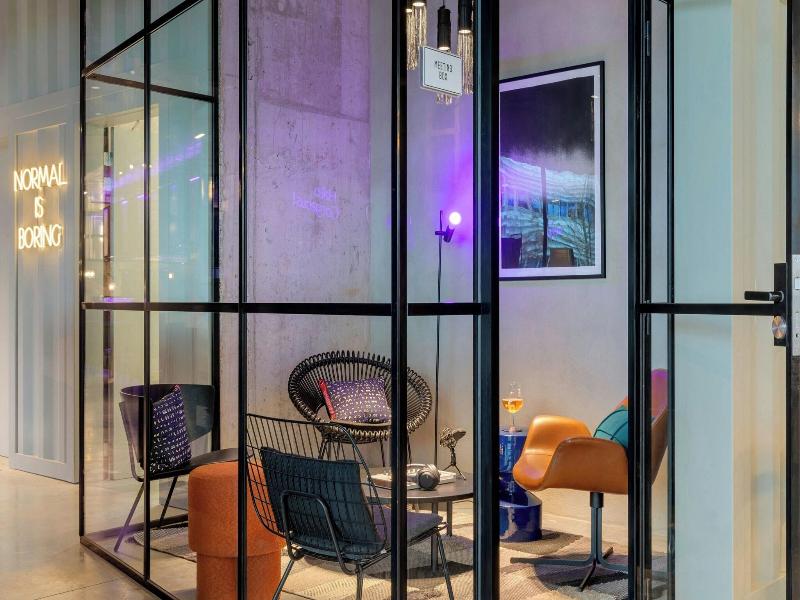 Moxy Antwerp image