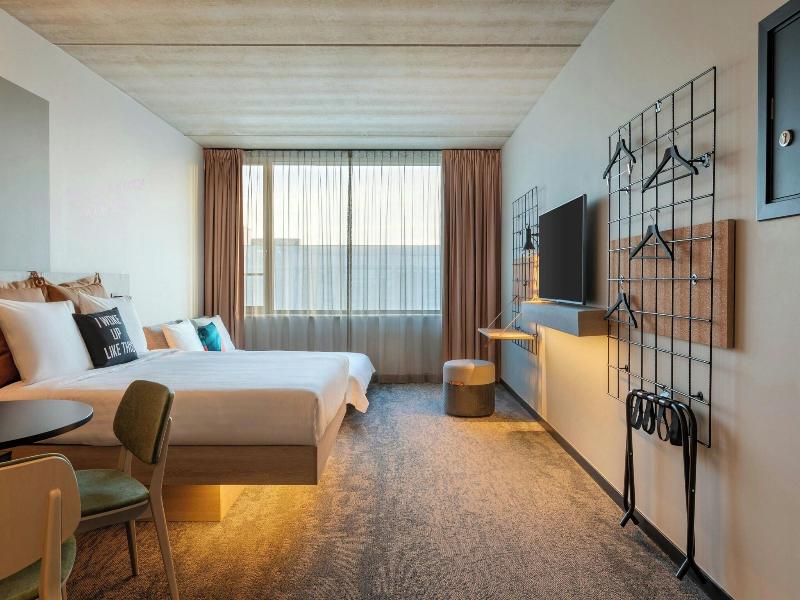 Moxy Antwerp image