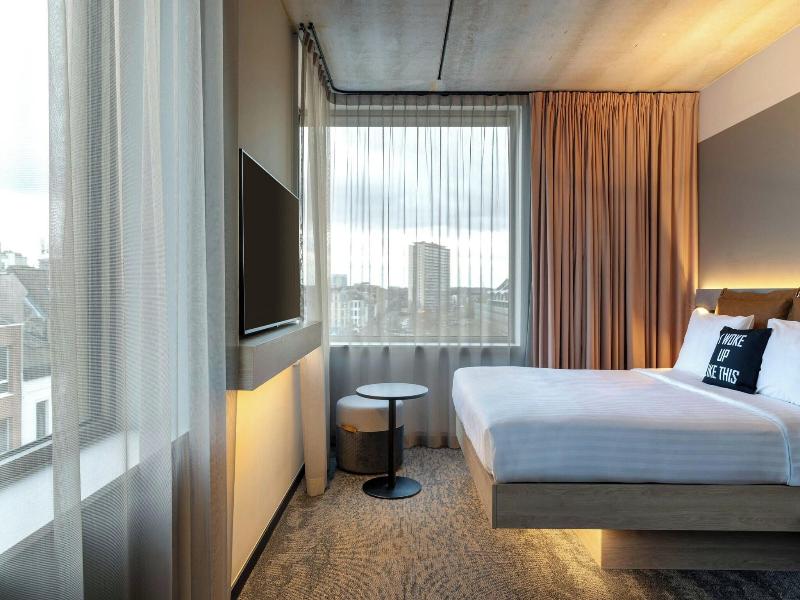 Moxy Antwerp image