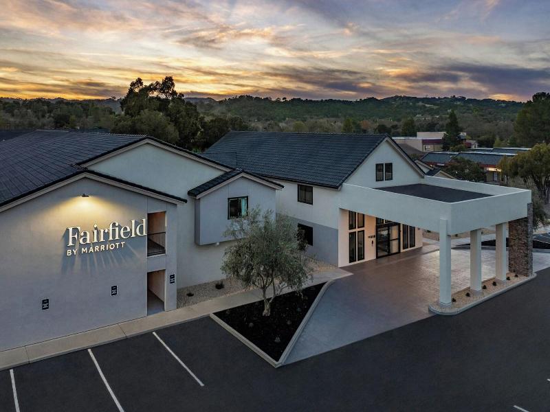 Fairfield By Marriott Inn Suites Atascadero image
