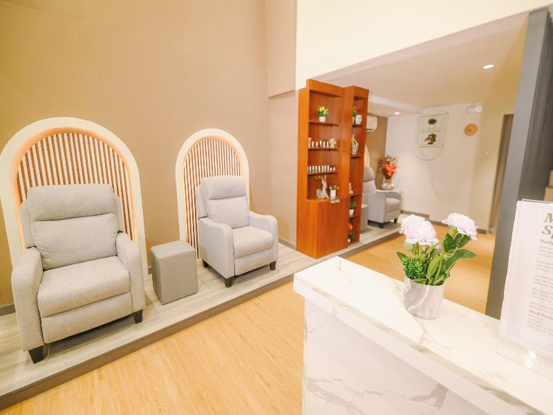 Ardenhills Suites image