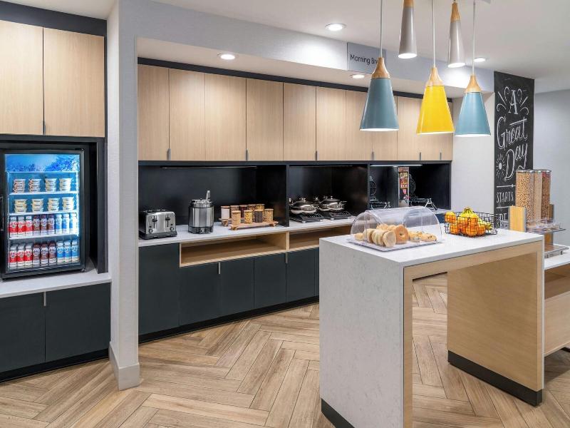 Towneplace Suites By Marriott Detroit Taylor image