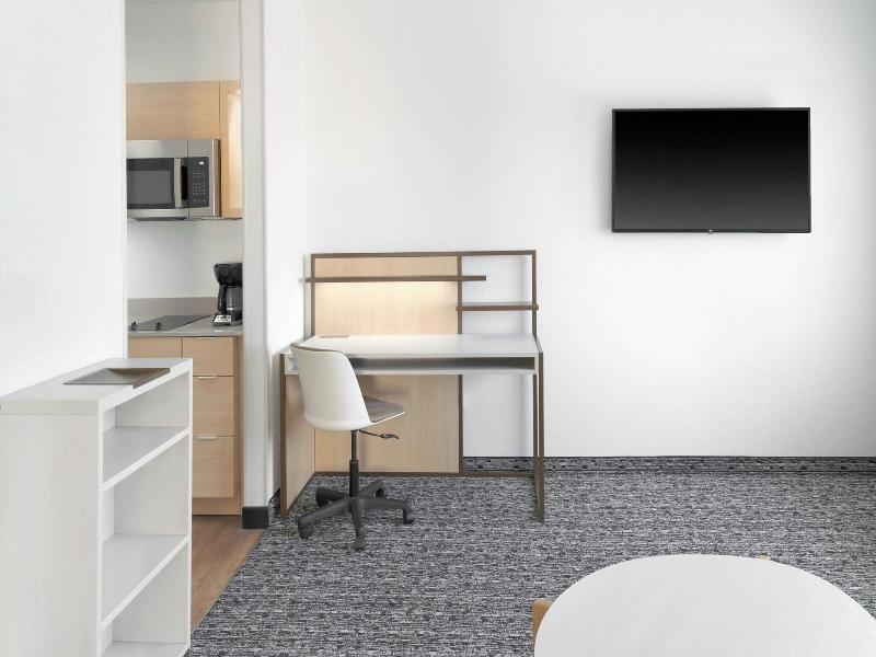Towneplace Suites By Marriott Detroit Taylor image