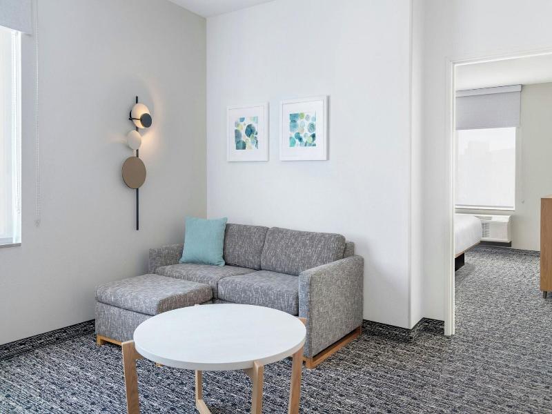 Towneplace Suites By Marriott Detroit Taylor image