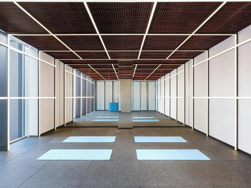 Renaissance Qingdao Hotel image