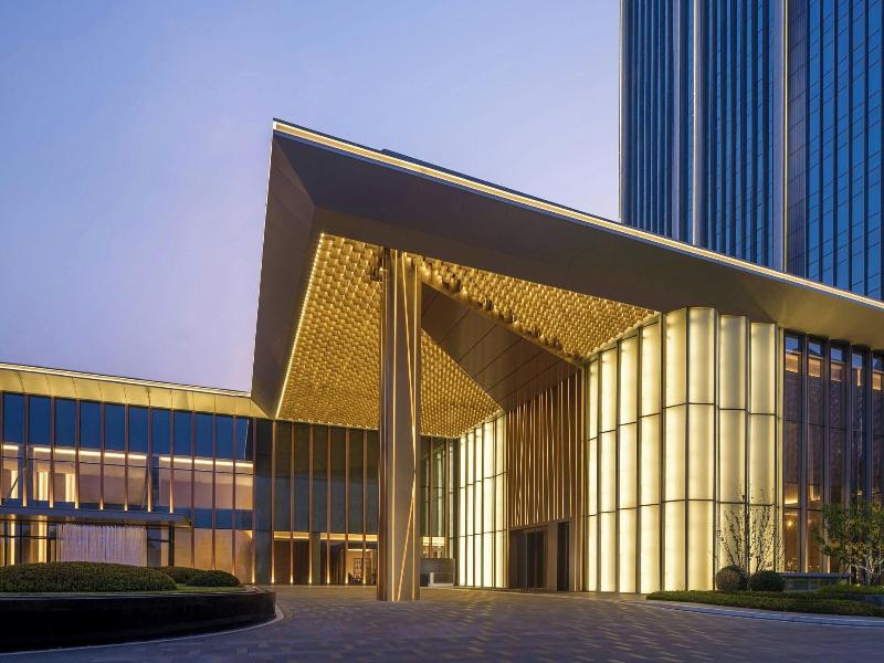 Renaissance Qingdao Hotel image