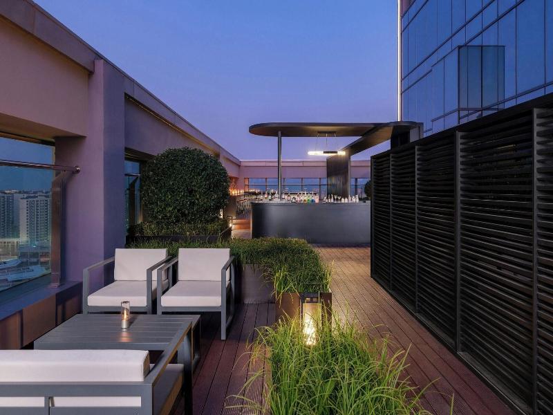 Renaissance Qingdao Hotel image