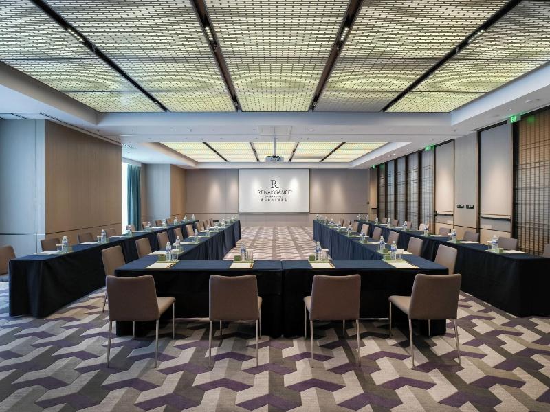 Renaissance Qingdao Hotel image