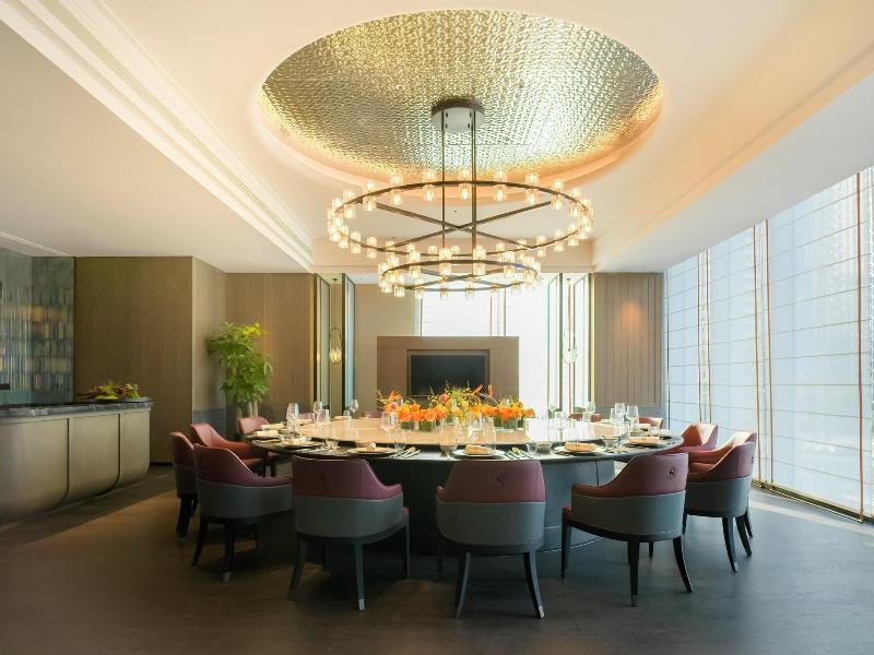 Renaissance Qingdao Hotel image