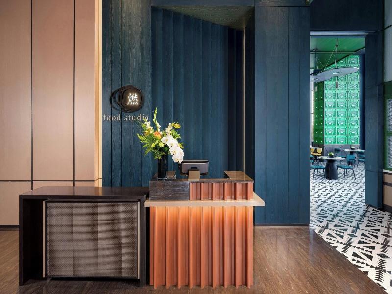 Renaissance Qingdao Hotel image