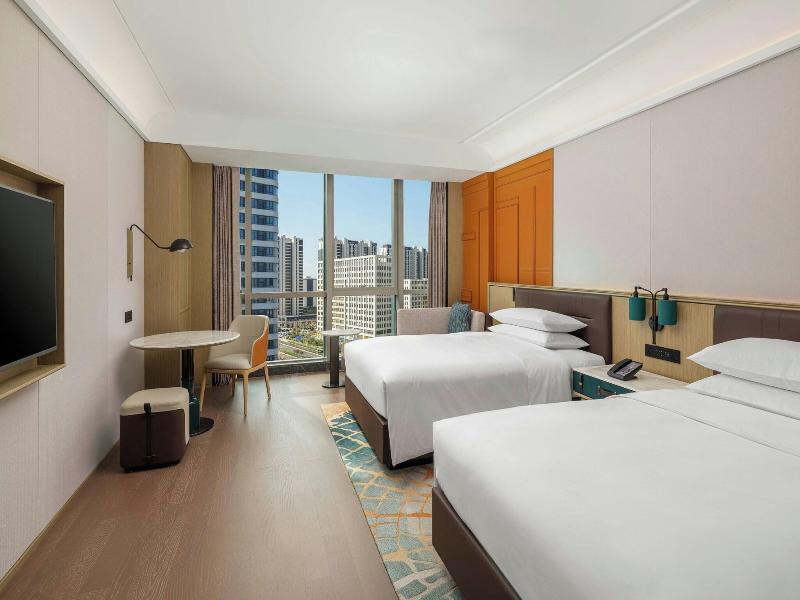 Renaissance Qingdao Hotel image