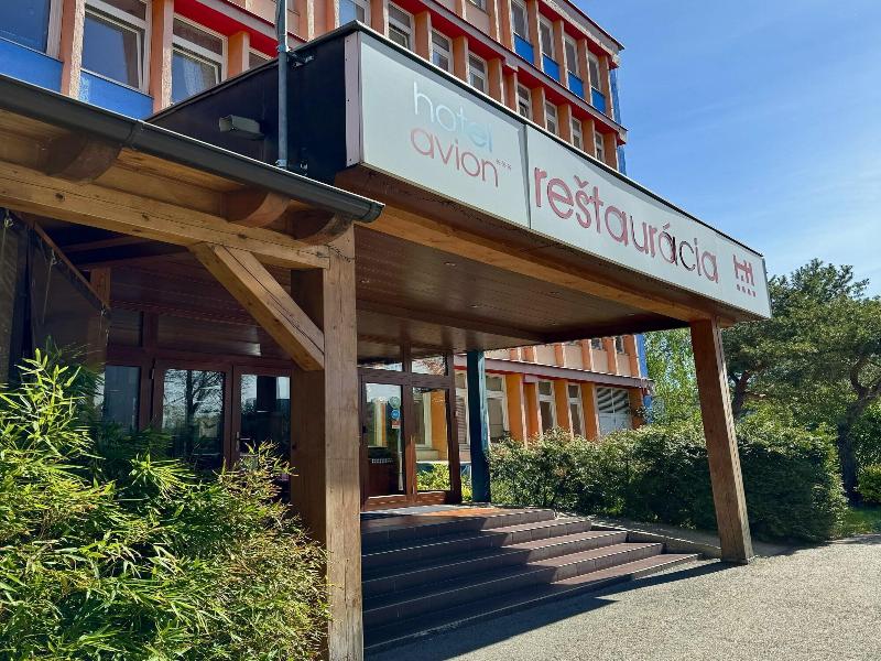 Hotel Avion image