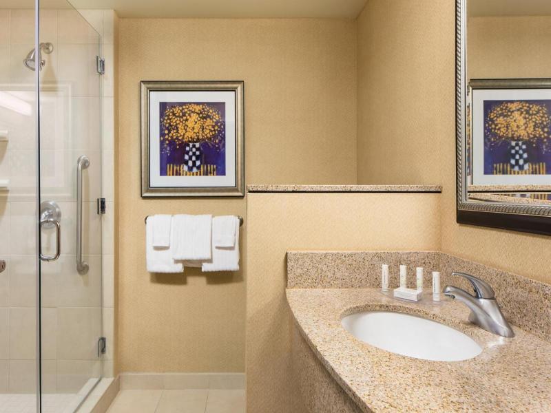 Courtyard By Marriott Des Moines Ankeny image