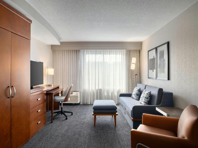 Courtyard By Marriott Des Moines Ankeny image