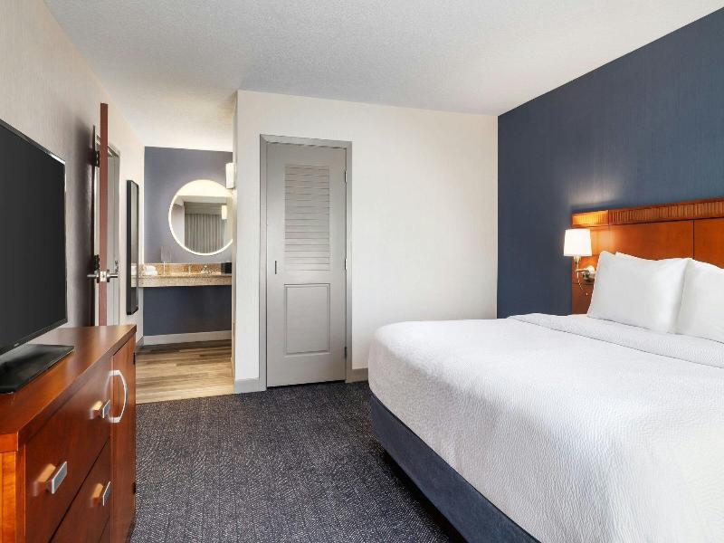 Courtyard By Marriott Des Moines Ankeny image