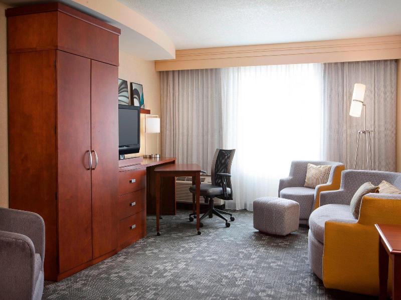 Courtyard By Marriott Des Moines Ankeny image