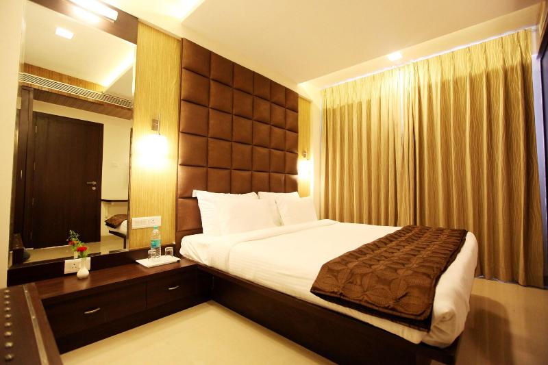 Hotel Dortn image