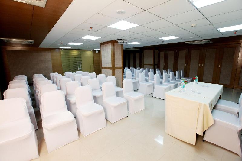 Hotel Dortn image