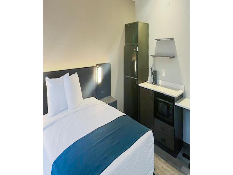 Studio 6 Suites Norcross, Ga image