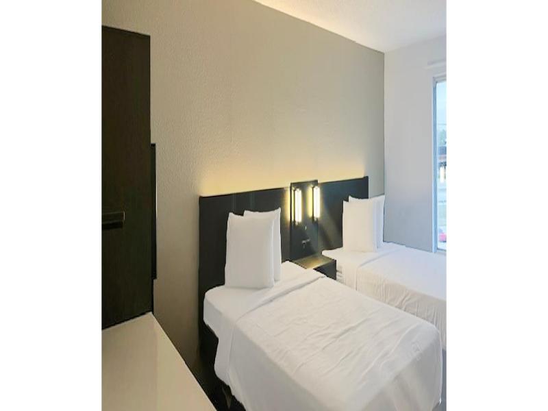 Studio 6 Suites Norcross, Ga image