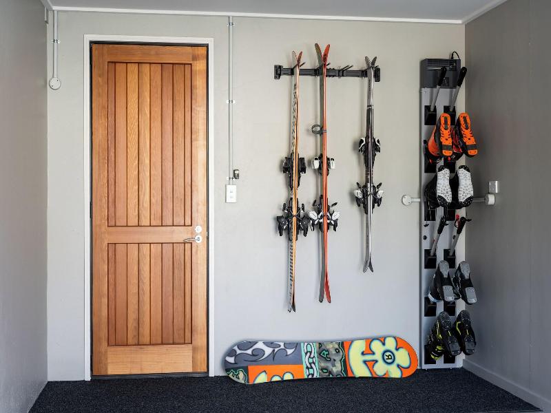 Platinum Queenstown Villas image