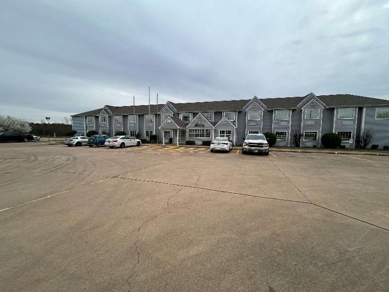 Motel 6 Idabel, Ok — exterior view