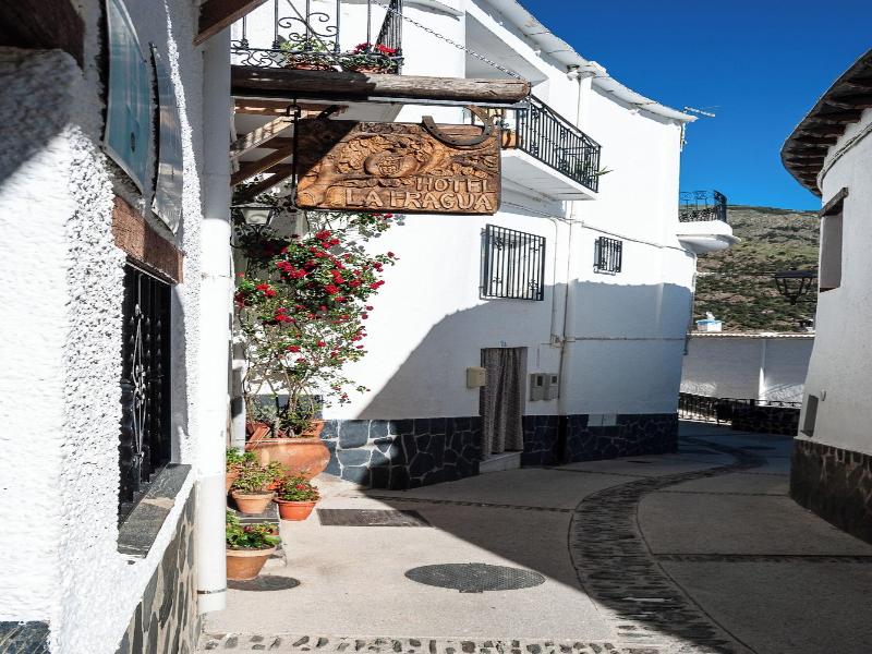 Hotel La Fragua I image