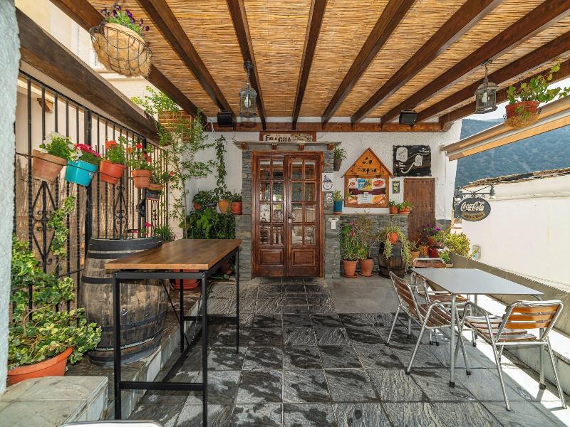 Hotel La Fragua I image