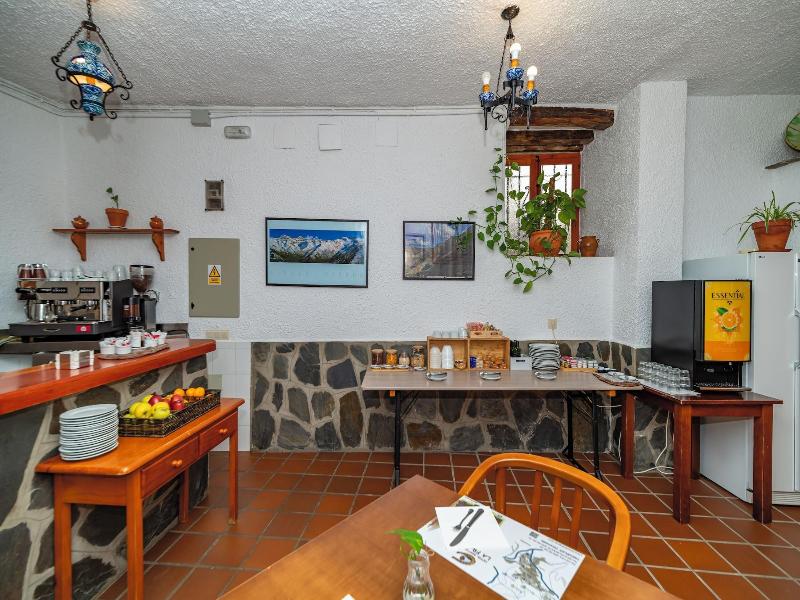 Hotel La Fragua I image