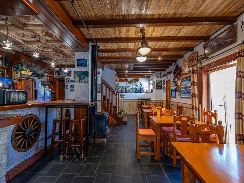 Hotel La Fragua I image