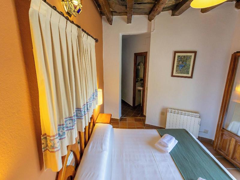Hotel La Fragua I image