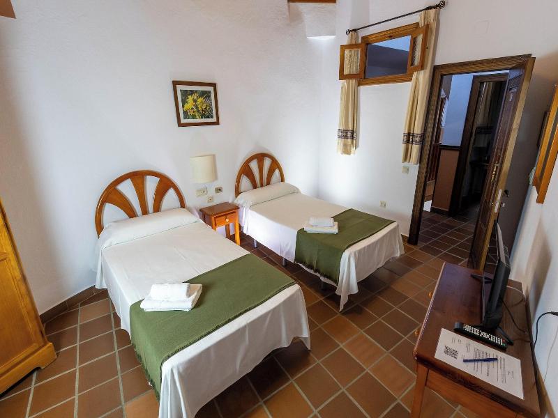 Hotel La Fragua I image