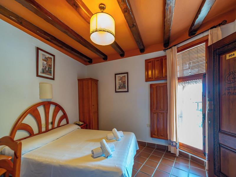 Hotel La Fragua I image