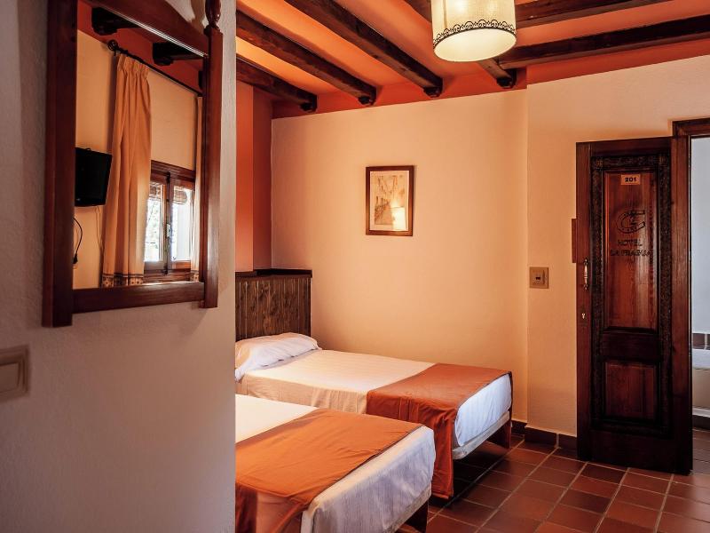 Hotel La Fragua I image
