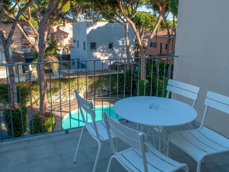 Apartamentos Porta Coeli image
