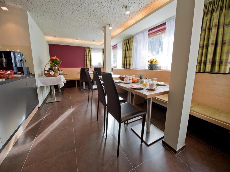 Hotel Garni Bergsonne image