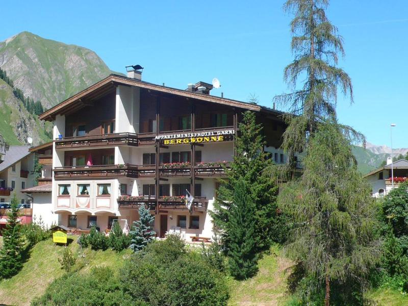 Hotel Garni Bergsonne image