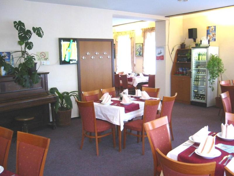 Hotel Grand image